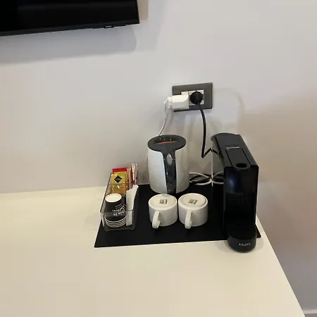 ゲストハウス Sunrise ラ・スペツィア